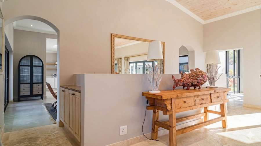 7 Bedroom Property for Sale in Pezula Private Estate Western Cape